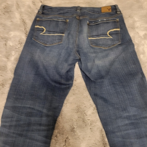 Women's size 8 American Eagle Outfitters Skinny Stretch Jeans - Picture 3 of 4